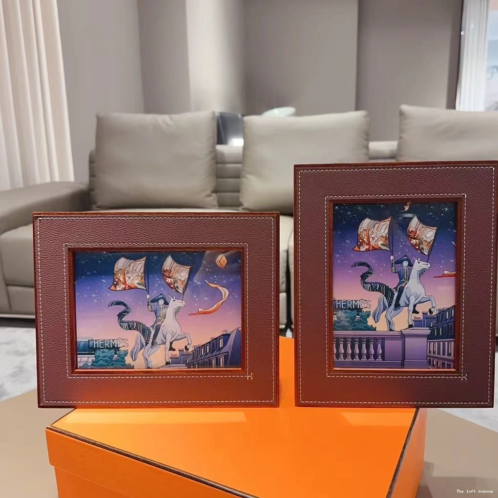 LEATHER HERMES PICTURE FRAME 0816